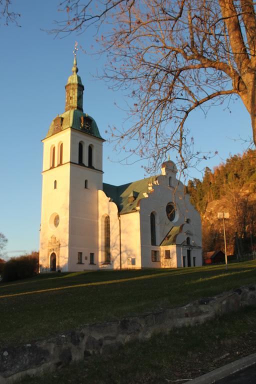 Von Otterska Villan I Graenna Стая снимка